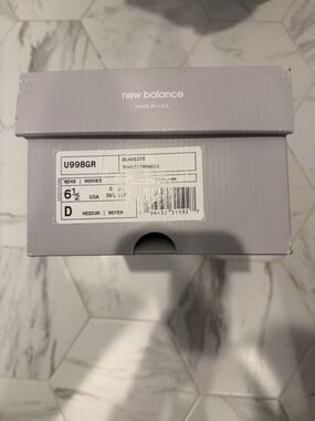 New Balance Light Gray Shoe Box with Label